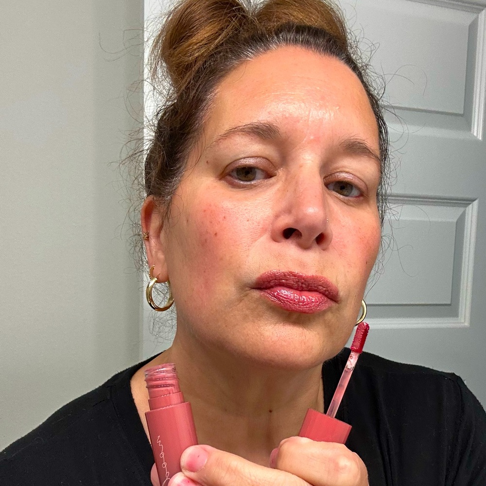 Meet your Posher, Wendy